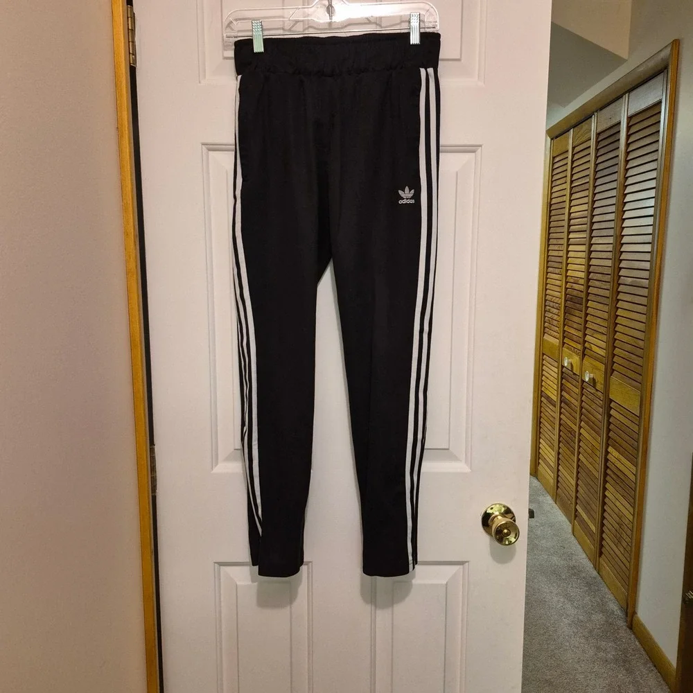 Adidas Originals Mens SST Track Pants Black White 3-Stripes Trefoil Slim Small - Picture 2 of 3